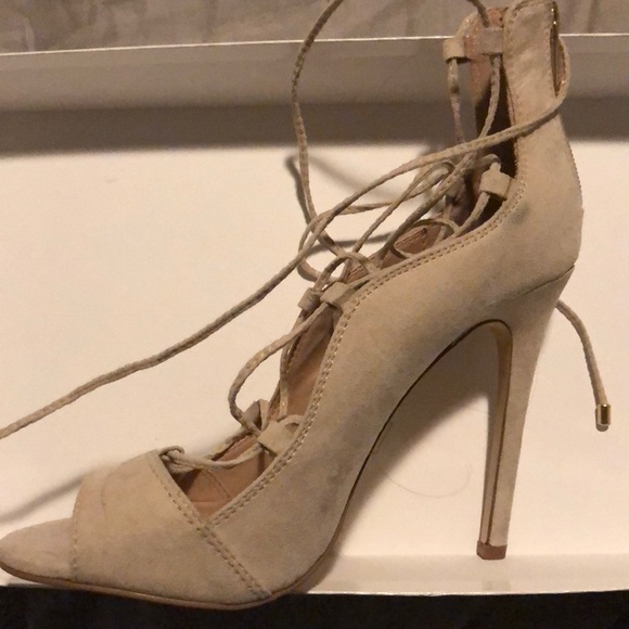 Shoes by Spring - Picture 3 of 3